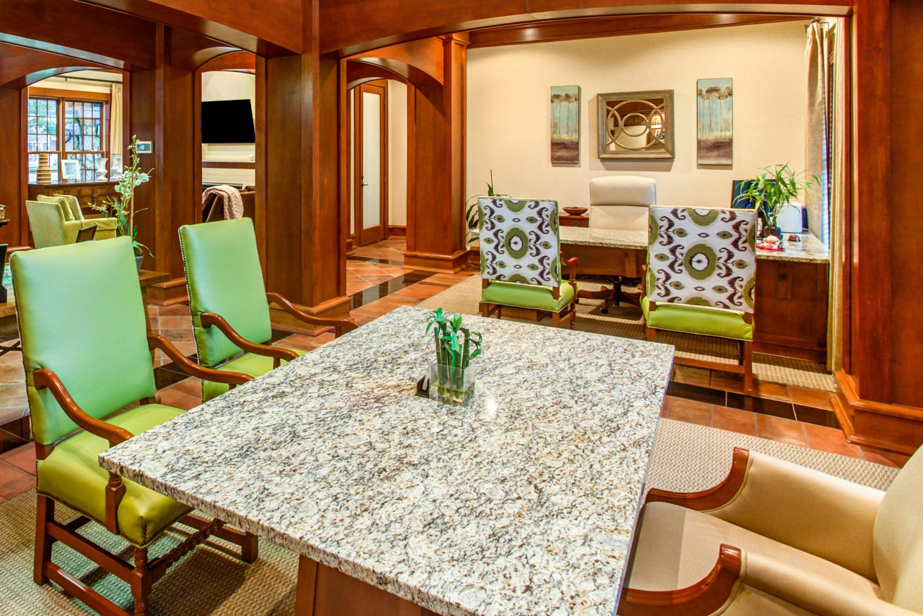 Lincoln Property Company Properties Drexel At Oakley Cincinnati Oh