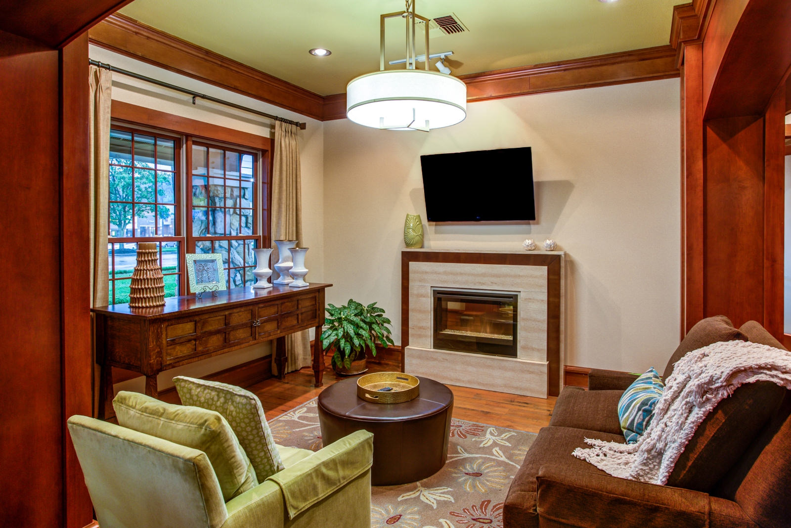 Lincoln Property Company Properties Drexel At Oakley Cincinnati Oh