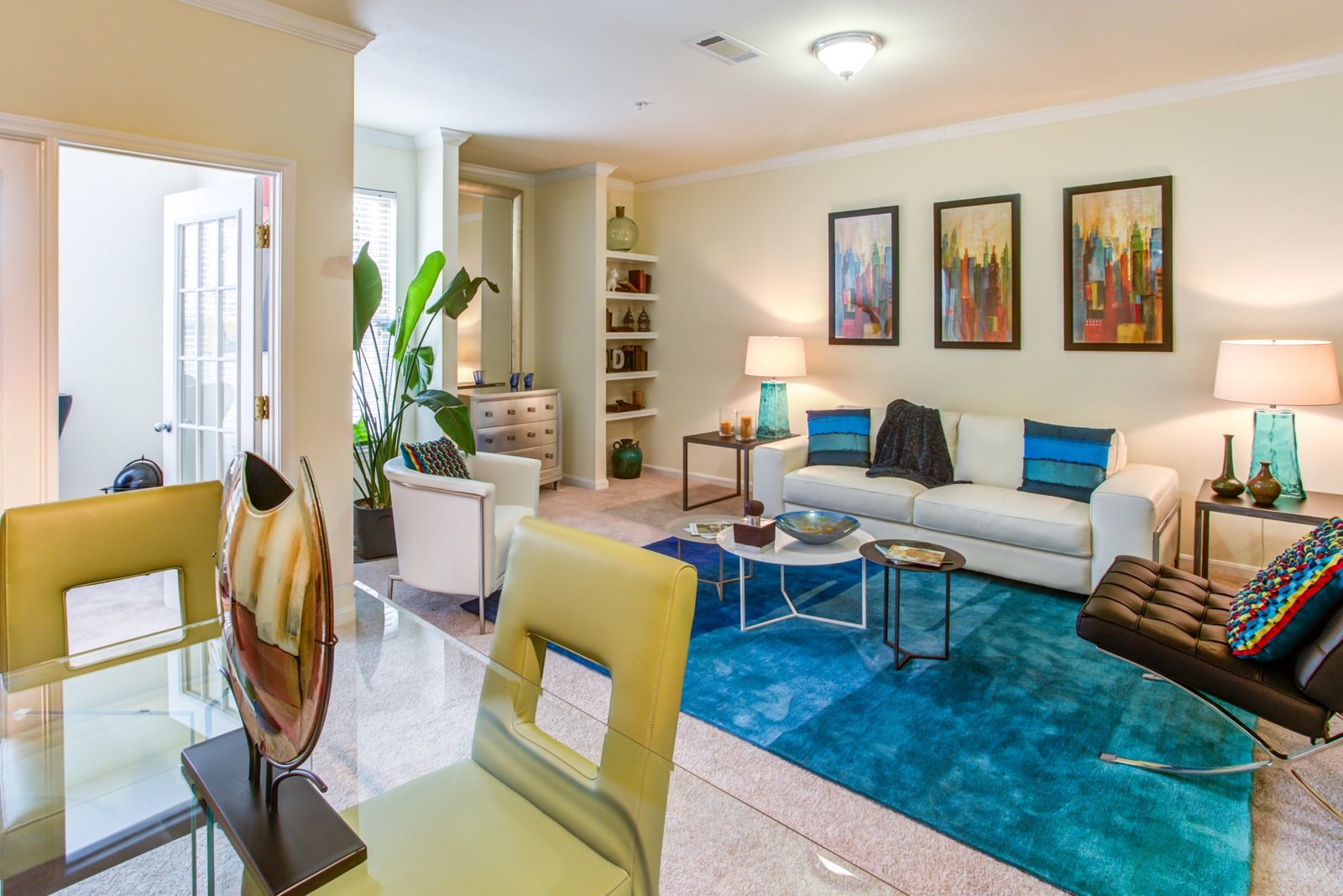 Lincoln Property Company Properties Drexel At Oakley Cincinnati Oh