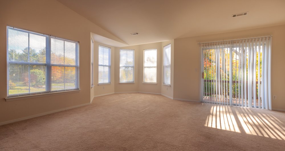 Lincoln Property Company - Properties - Mansions At Delmar Delmar Ny