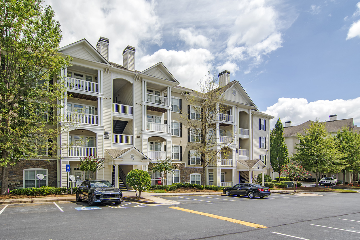 Lincoln Property Company Properties Five Oaks