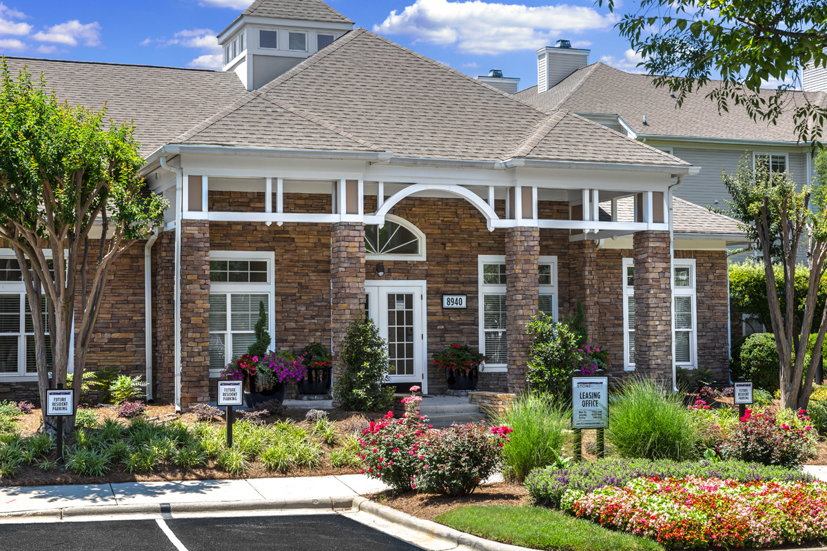 Lincoln Property Company Properties Stone Ridge Apartments