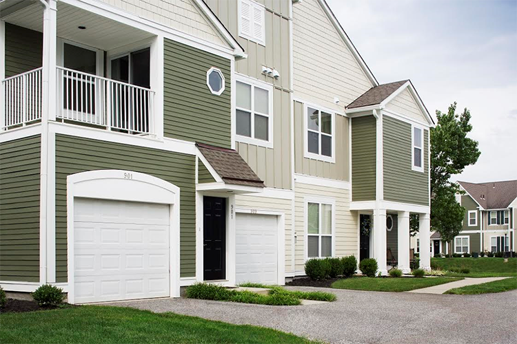 Lincoln Property Company Properties Brook View Apartments