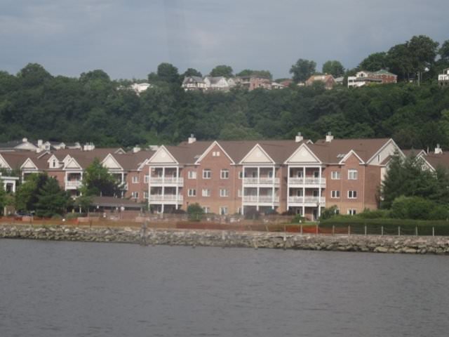 Lincoln Property Company Properties Mariners Landing