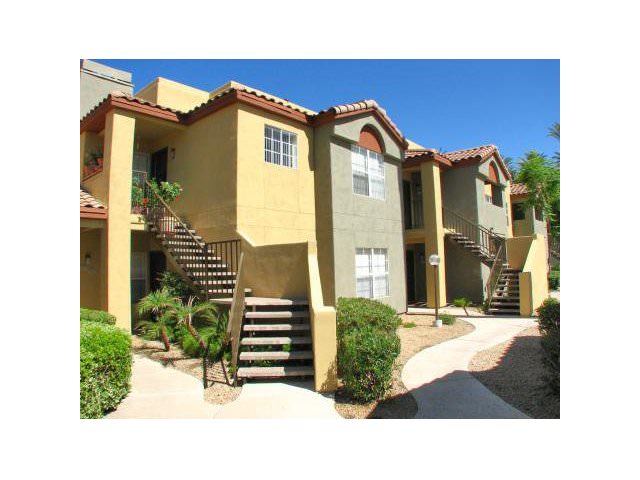 Lincoln Property Company Properties The Palms Phoenix Az