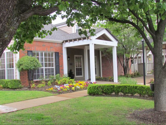 Lincoln Property Company Properties Woodland Oaks