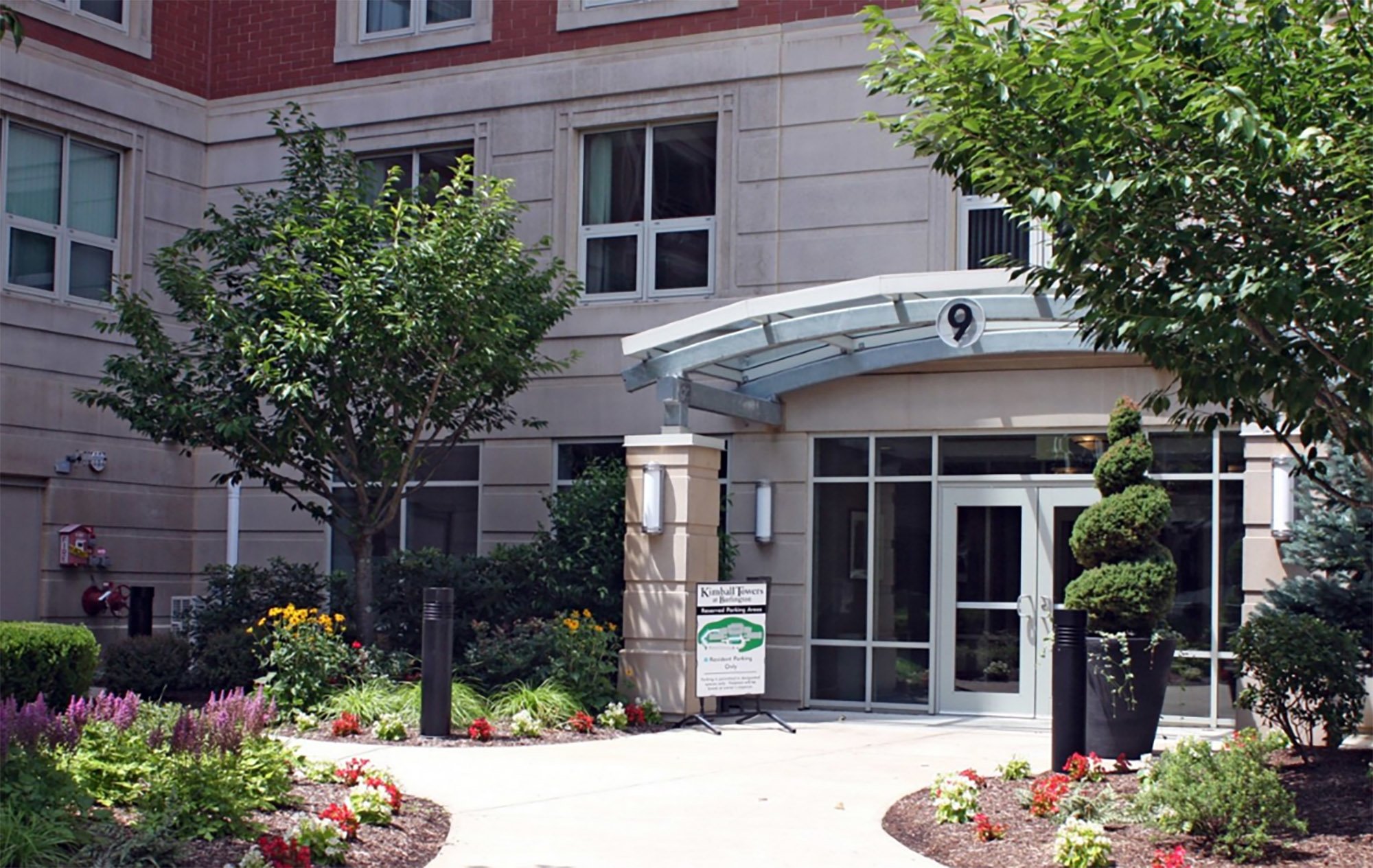 Lincoln Property Company Properties Kimball Towers Burlington Ma