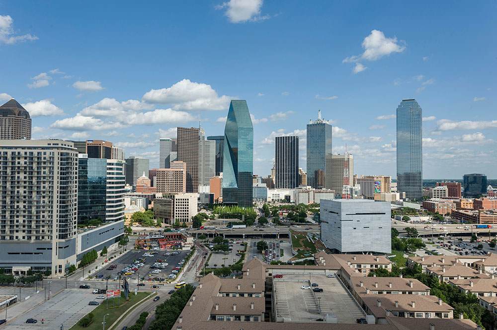 Lincoln Property Company Properties The Cirque Dallas Tx The Cirque