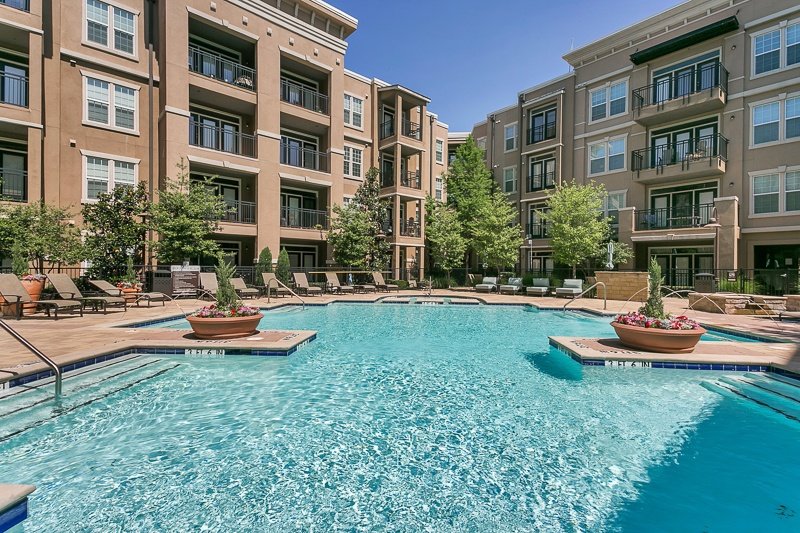 Lincoln Property Company Properties Via Las Colinas Irving Tx