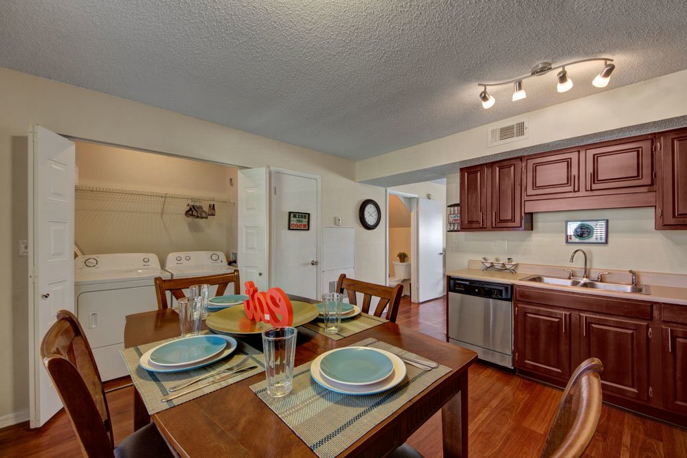 Lincoln Property Company Properties Waterleaf Townhomes Lucie Fl