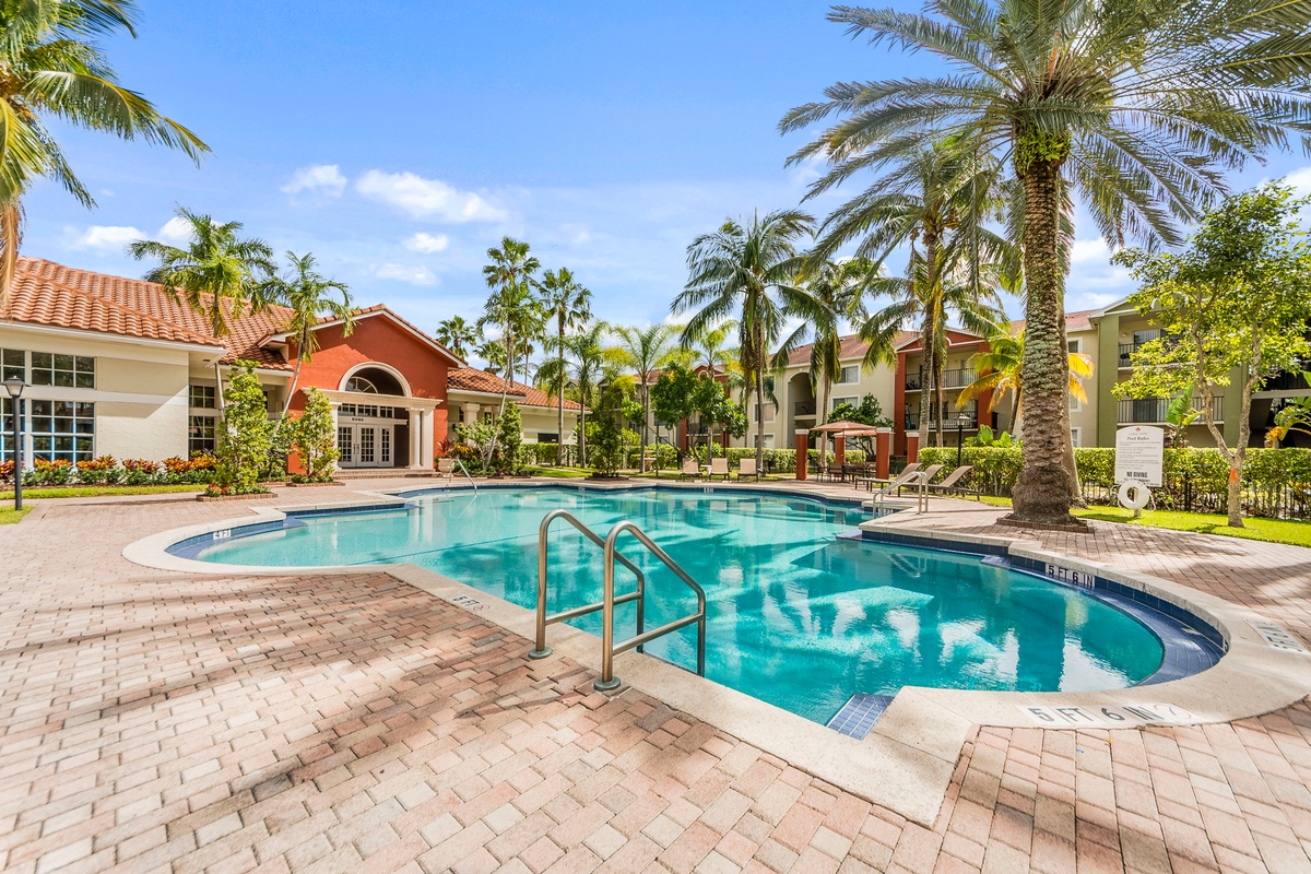 Lincoln Property Company Properties Coral Vista Tamarac Fl