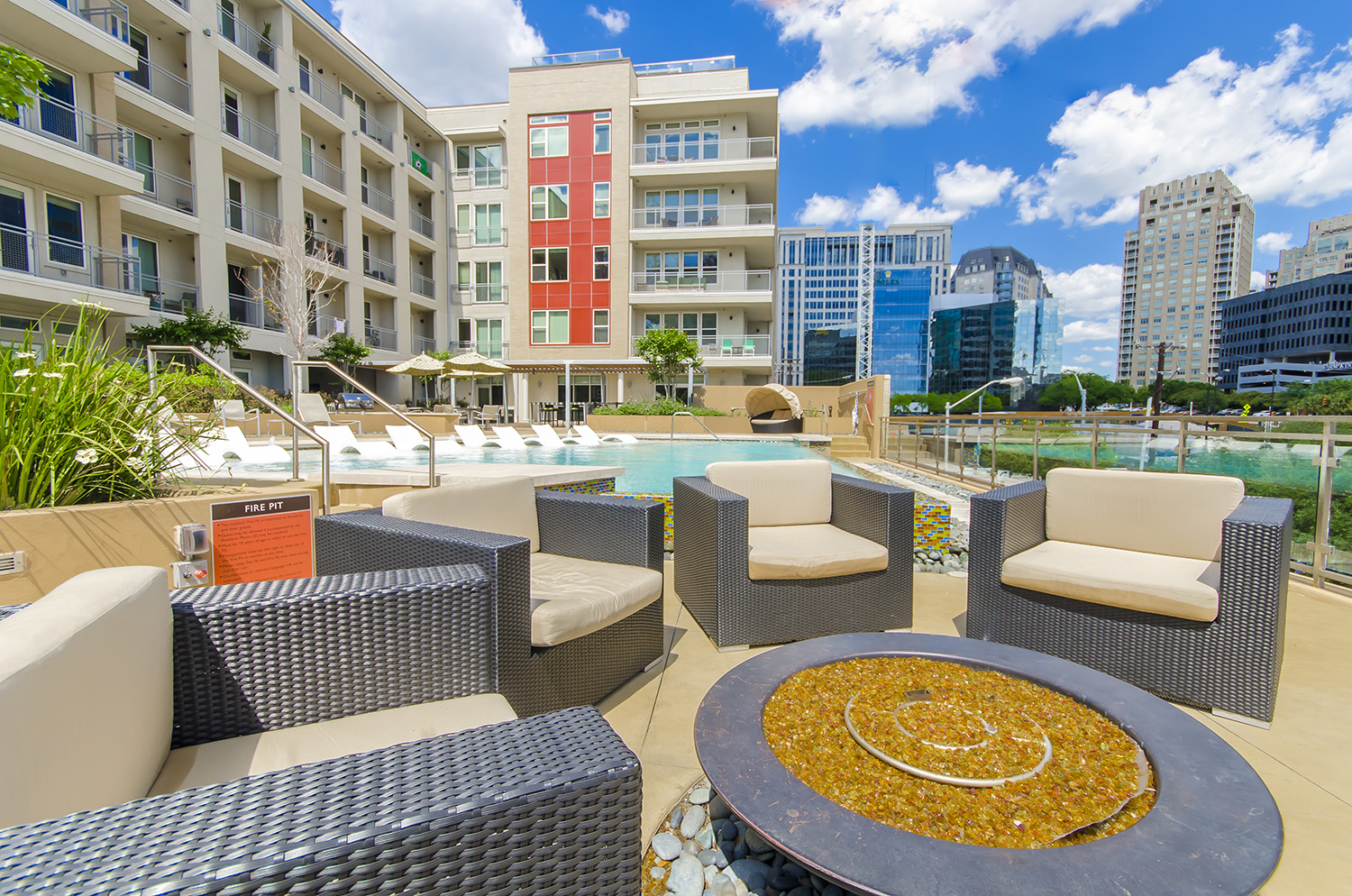 Lincoln Property Company Properties Moda Luxury Apartments Dallas Tx Galleryconnectamenitiesfloor Plansarearesident Services