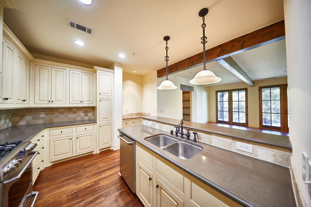 Lincoln Property Company Properties Paseo Dallas Tx