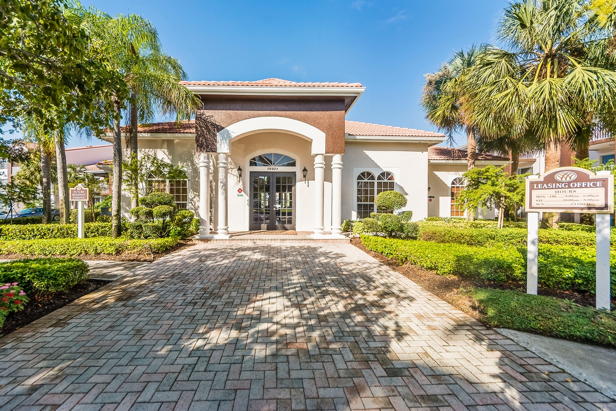 Lincoln Property Company - Properties - The Fountains At ...
