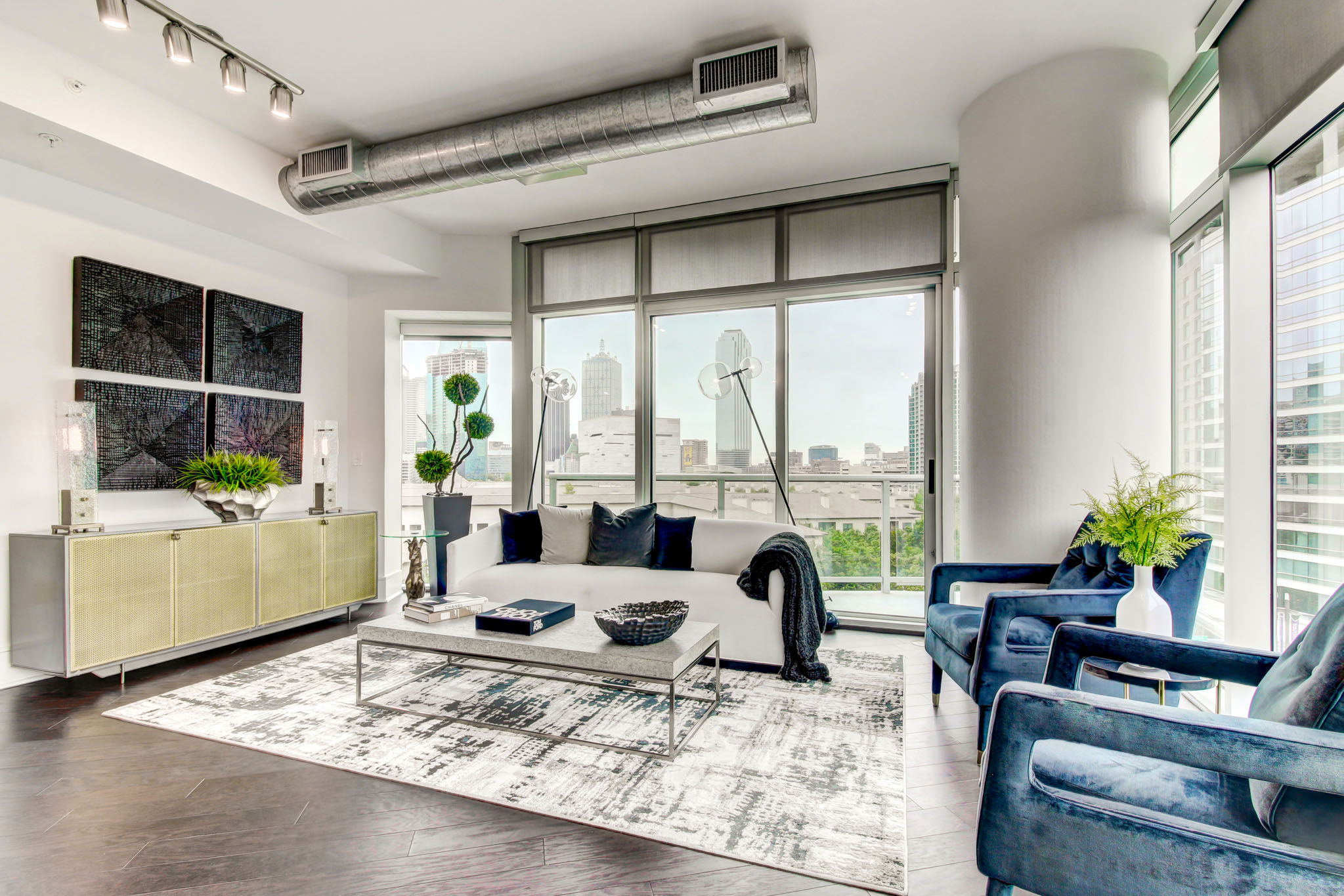 Lincoln Property Company Properties The Cirque Dallas Tx