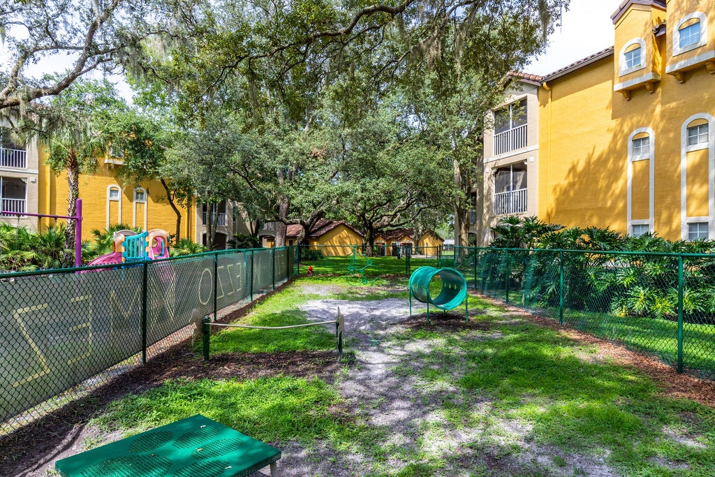 Lincoln Property Company Properties Mezzo Of Tampa Palms Tampa Fl