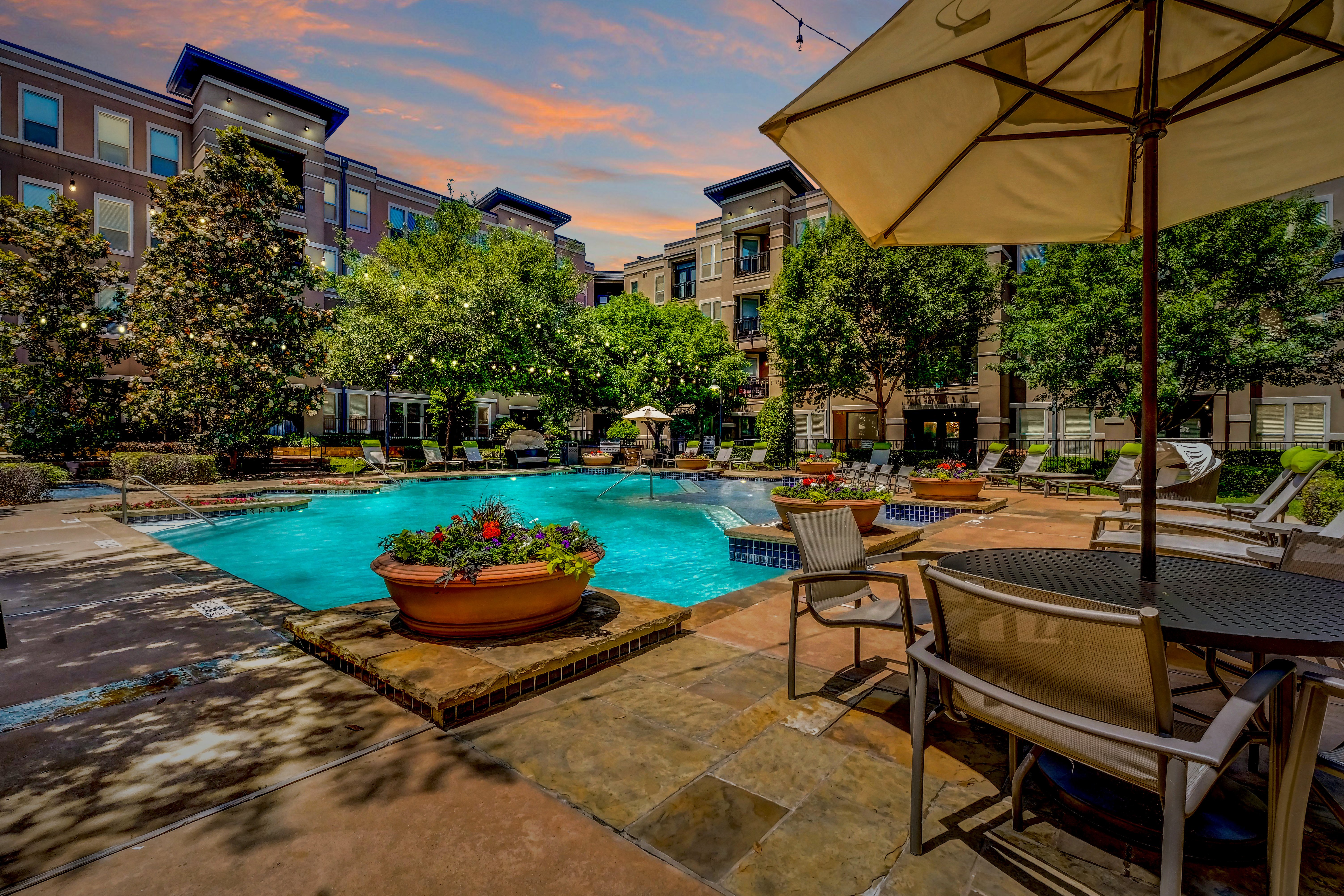 Lincoln Property Company Properties Lincoln Park At Trinity Bluff Fort Worth Texas